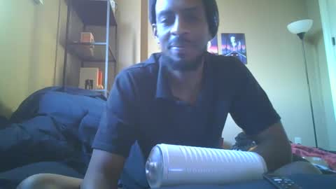 Snapshot of milkchocolatesensei chatting on January 10, 2025, 12:36 pm Milk Chocolate Sensei online show from January 10, 2025, 12:36 pm