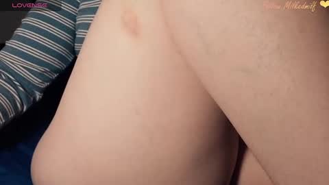 Snapshot of milkedmilf chatting on June 21, 2026, 2:03 am milkedmilf online show from June 21, 2026, 2:03 am