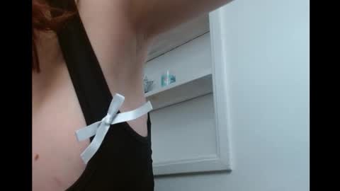 Amira online show from March 12, 2026, 2:12 pm