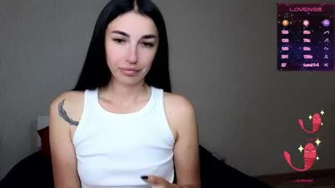 Snapshot of milkiss_kiss chatting on June 19, 2026, 4:17 am milkiss_kiss online show from June 19, 2026, 4:17 am