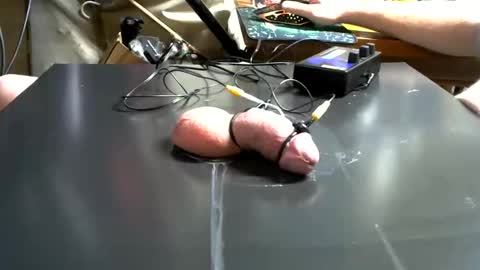 milk me dry online show from December 28, 2024, 5:23 am