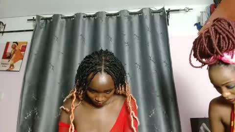 Softluxe online show from February 19, 2026, 3:35 am