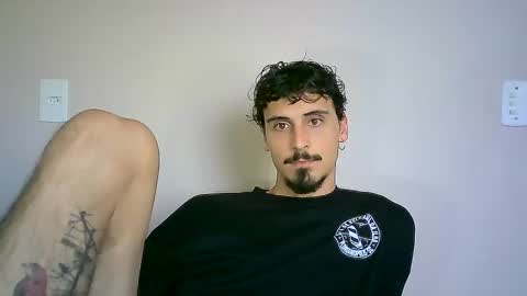 Snapshot of milkoffee chatting on December 13, 2024, 7:53 pm milkoffee online show from December 13, 2024, 7:53 pm