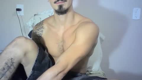 Snapshot of milkoffee chatting on January 30, 2025, 12:07 am milkoffee online show from January 30, 2025, 12:07 am