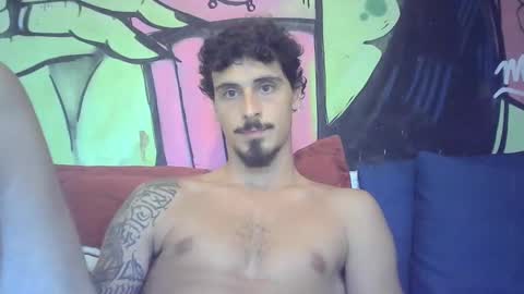 Snapshot of milkoffee chatting on March 3, 2025, 9:26 pm milkoffee online show from March 3, 2025, 9:26 pm