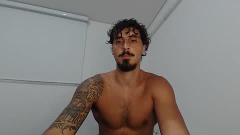 Snapshot of milkoffee chatting on February 18, 2026, 9:55 pm milkoffee online show from February 18, 2026, 9:55 pm