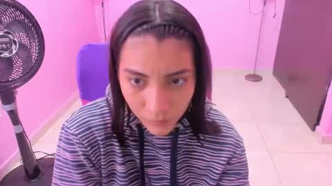 Snapshot of milky__boobs69 chatting on December 23, 2024, 12:41 pm vale online show from December 23, 2024, 12:41 pm