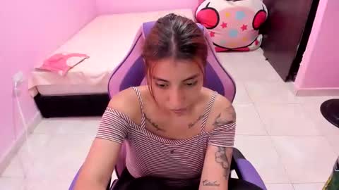 Snapshot of milky__boobs69 chatting on October 1, 2025, 7:31 pm vale online show from October 1, 2025, 7:31 pm