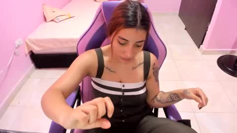 Snapshot of milky__boobs69 chatting on October 29, 2025, 12:51 pm vale online show from October 29, 2025, 12:51 pm