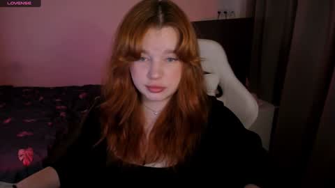 Snapshot of milky_wayx chatting on December 4, 2024, 8:34 am Lisa online show from December 4, 2024, 8:34 am