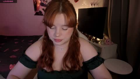 Snapshot of milky_wayx chatting on December 28, 2024, 8:37 am Lisa online show from December 28, 2024, 8:37 am