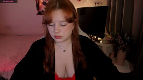 Snapshot of milky_wayx chatting on December 31, 2024, 5:51 pm Lisa online show from December 31, 2024, 5:51 pm