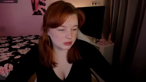 Snapshot of milky_wayx chatting on March 10, 2025, 5:43 am Lisa online show from March 10, 2025, 5:43 am