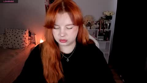 Lisa online show from November 19, 2025, 6:02 am