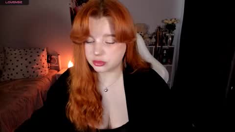 Lisa online show from November 28, 2025, 5:54 am