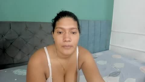 Snapshot of milkylover_22_ chatting on July 15, 2026, 11:59 am milkylover_22_ online show from July 15, 2026, 11:59 am