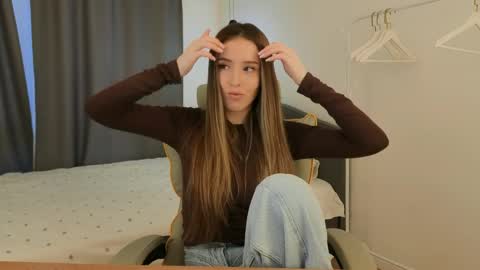 Snapshot of milla_bellaa chatting on March 23, 2026, 4:27 am Eva online show from March 23, 2026, 4:27 am