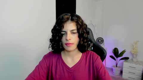 Snapshot of milla_pixxie chatting on December 19, 2024, 9:18 am Milagros online show from December 19, 2024, 9:18 am