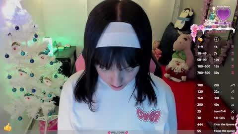 Snapshot of millandiux chatting on December 4, 2025, 1:48 am millandiux online show from December 4, 2025, 1:48 am