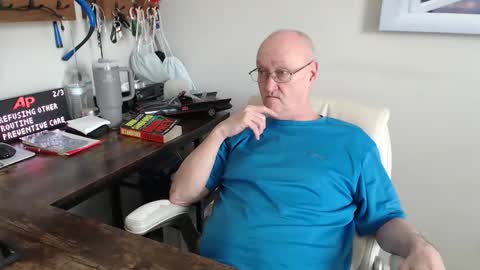 Snapshot of millenium0129 chatting on March 23, 2026, 4:33 pm millenium0129 online show from March 23, 2026, 4:33 pm