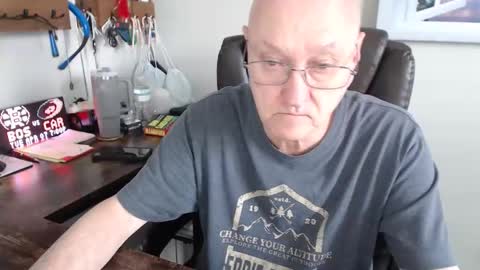 Snapshot of millenium0129 chatting on April 7, 2026, 5:13 pm millenium0129 online show from April 7, 2026, 5:13 pm