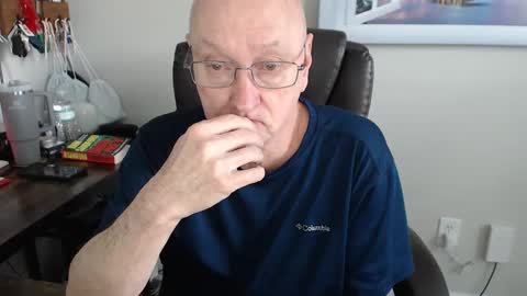 Snapshot of millenium0129 chatting on April 9, 2026, 6:02 pm millenium0129 online show from April 9, 2026, 6:02 pm