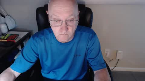 Snapshot of millenium0129 chatting on April 12, 2026, 12:59 am millenium0129 online show from April 12, 2026, 12:59 am