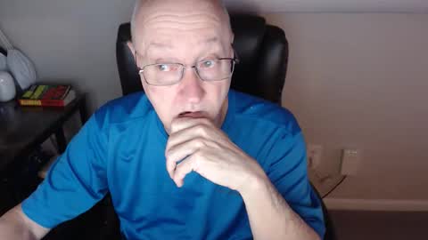 Snapshot of millenium0129 chatting on April 17, 2026, 12:24 am millenium0129 online show from April 17, 2026, 12:24 am