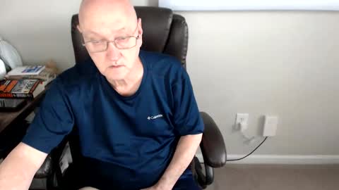 Snapshot of millenium0129 chatting on June 2, 2026, 3:58 pm millenium0129 online show from June 2, 2026, 3:58 pm