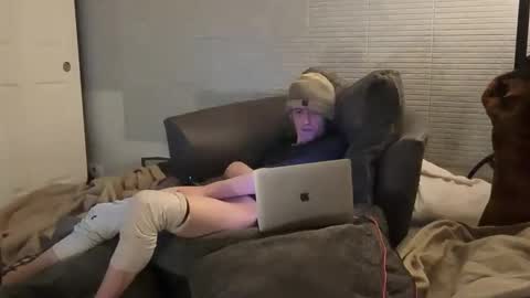 SlimnHungOH online show from February 22, 2025, 5:23 am