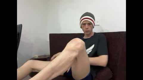 SlimnHungOH online show from September 18, 2025, 6:32 pm