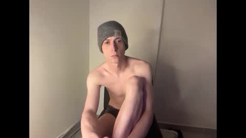 SlimnHungOH online show from March 26, 2026, 11:10 pm