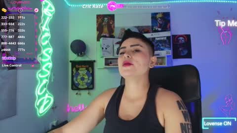 Snapshot of milley_rose chatting on December 22, 2025, 10:07 pm Im girl my name is Johana online show from December 22, 2025, 10:07 pm