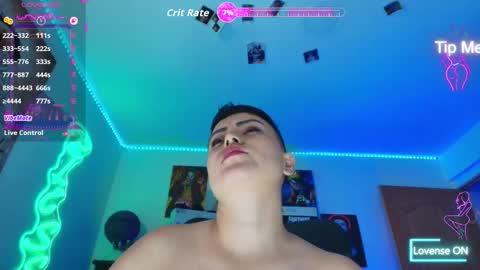 Snapshot of milley_rose chatting on February 17, 2026, 8:15 pm Im girl my name is Johana online show from February 17, 2026, 8:15 pm