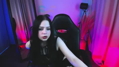 Snapshot of milleycyrus_ chatting on March 28, 2026, 1:33 pm milleycyrus_ online show from March 28, 2026, 1:33 pm
