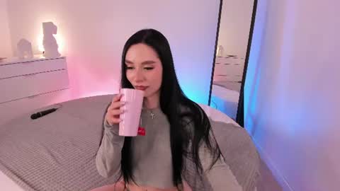 Snapshot of milleycyrus_ chatting on June 26, 2026, 8:57 pm milleycyrus_ online show from June 26, 2026, 8:57 pm