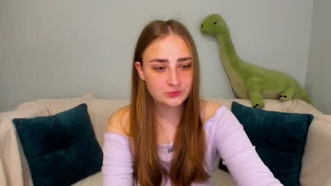 Snapshot of millibrooksss chatting on May 27, 2026, 1:57 am millibrooksss online show from May 27, 2026, 1:57 am