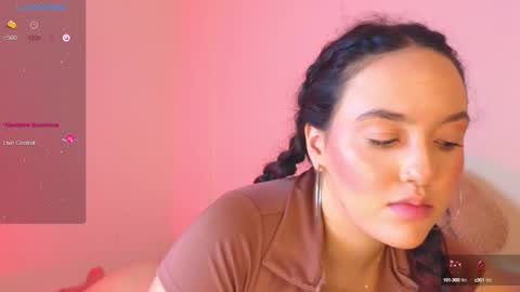 Snapshot of milly_01 chatting on February 10, 2025, 8:31 am Milly online show from February 10, 2025, 8:31 am