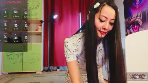 milly__foxy online show from April 5, 2026, 1:19 pm