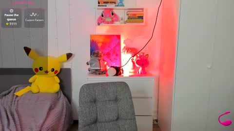 Snapshot of milly_brown_ chatting on June 18, 2026, 7:29 pm Welcome My name is Tina online show from June 18, 2026, 7:29 pm