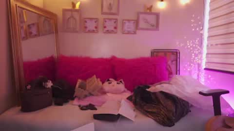MILLY online show from July 22, 2026, 8:44 pm