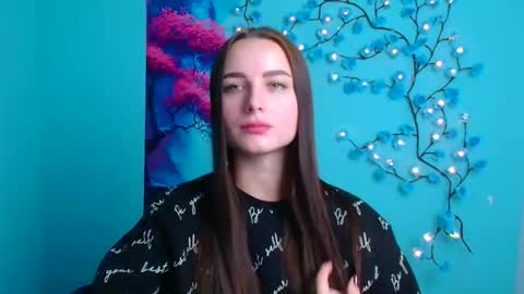 Snapshot of milly_liss chatting on November 21, 2025, 7:29 am Milly online show from November 21, 2025, 7:29 am