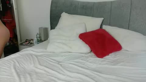 Milly online show from September 27, 2025, 7:02 am