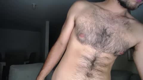 Snapshot of milostructor chatting on October 1, 2025, 6:52 am miloslove online show from October 1, 2025, 6:52 am