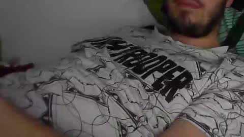 Snapshot of milowww1601 chatting on January 29, 2025, 9:44 am milowww1601 online show from January 29, 2025, 9:44 am