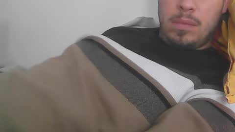 Snapshot of milowww1601 chatting on February 26, 2025, 10:15 am milowww1601 online show from February 26, 2025, 10:15 am