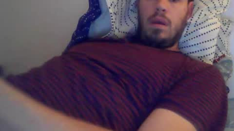 Snapshot of milowww1601 chatting on October 19, 2025, 5:08 am milowww1601 online show from October 19, 2025, 5:08 am