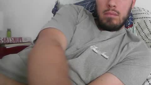 Snapshot of milowww1601 chatting on December 17, 2025, 2:12 pm milowww1601 online show from December 17, 2025, 2:12 pm