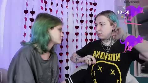 milten_trish online show from March 7, 2025, 12:04 am