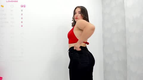 Snapshot of milu_gomez chatting on January 10, 2025, 7:21 pm Milu Gomez online show from January 10, 2025, 7:21 pm